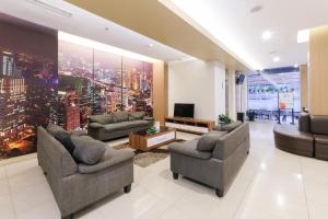 Hotel 88 Mangga Besar 62 - Best Breakfast - Near By Ancol And Government Center