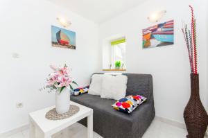 Stone Rose in Center