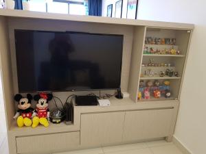 1-4pax Mickey Mouse 1bedrm at Puteri Harbour, Teega Suite, Legoland, Lego, Iskandar