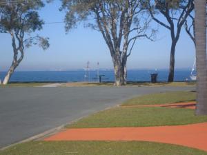 Immaculate First Floor Waterfront Unit - Welsby Pde, Bongaree