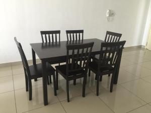 DeCentrum Residences