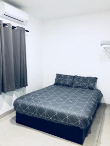 LunaStay (Shared Common Area)