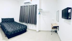 LunaStay (Shared Common Area)