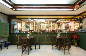 The Neighbors Hostel