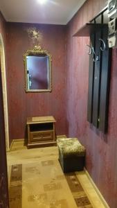 Апартамент в центре города, Stacijas 111