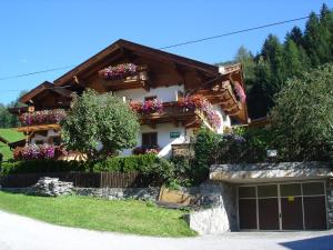 Familie Neunhäuserer