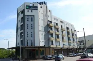 Riverview Hotel - 伯豪