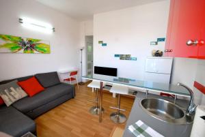 CHIC FLAT TRIANA