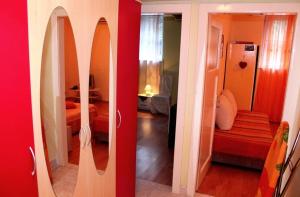 Guest house with garden - Zuvan