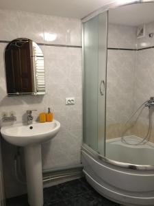 Барви Карпат