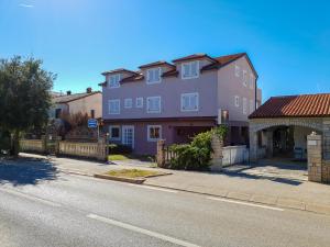 Apartments Jozić