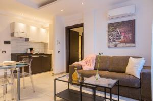 One Love Metropolitan Apartment
