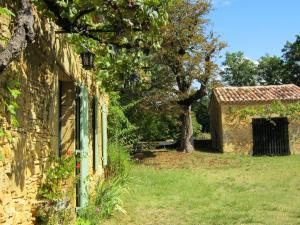 Maisons de vacances Cosy Holiday Home in Sainte Croix with Garden : photos des chambres