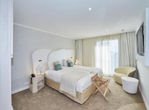 Hotel Suites La Cigale photo 9