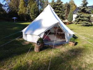 Bungalo Trapani glamping camp Růžová Čehija