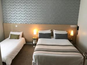 Triple Room room in Hôtel Oxo