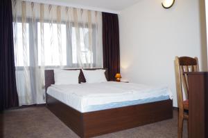 Double Room with Balcony room in Family Hotel Diana