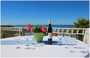 Apartment Katarina and house Marieta