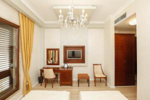 Standard Double Room with Breakfast in Room, Free Parking and Wi-Fi room in Oxford hotel