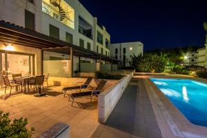 Duplex La Nau By homevillas360