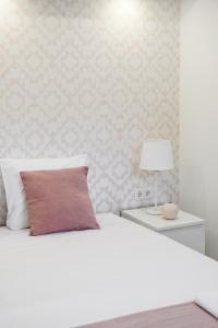 4U Lisbon VI Guesthouse Airport