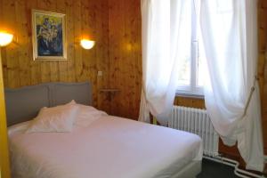 Hotels Hotel La Vallee : photos des chambres