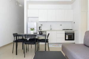 Luxury Beach Apartment on Ben Yehuda