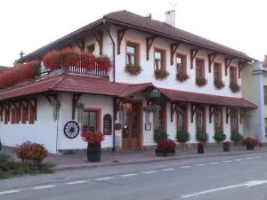 Penzion Restaurace u Helferů - Prachov