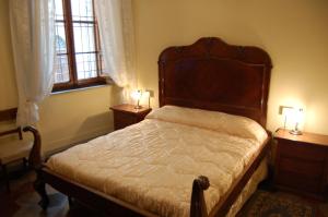 Double Room with Private External Bathroom room in B&B Antica Piazza dei Miracoli