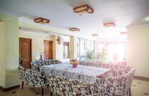 Pensiunea Un Baiat si o Fata