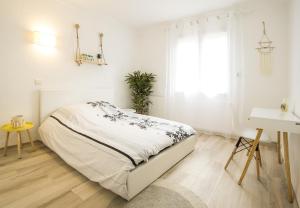  COSY  Appartement confort de 50m2 à 150m de la Mer et du Centre ville, parking gratuit