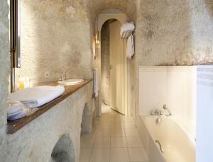 Hotels Hotel Les Hautes Roches : photos des chambres