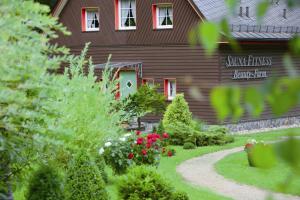 Feengarten and Jägerstube » Romantik Hotel Jagdhaus Waldidyll