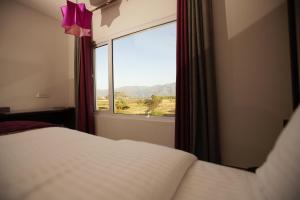 Hotel Visakka Palani