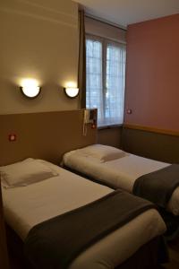 Hotels Hotel La Porte Saint Pierre-Logis Hotel Intra Muros : photos des chambres