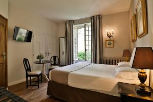 Hotels Hotel Du Midi : Chambre Lit Queen-Size 