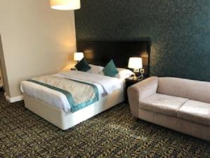 Family Room room in Globe Hotel Wetherspoon