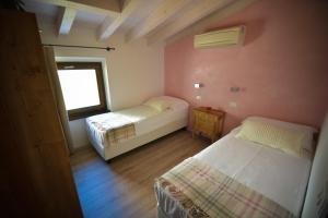 Apartamento de 2 dormitorios con balcón