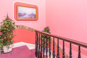 menzies guest house