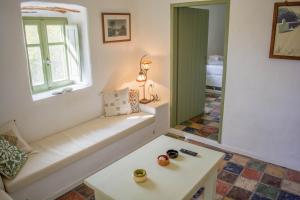 Perivoli House Ios Greece