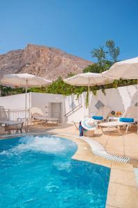 Glaros Hotel Santorini Greece