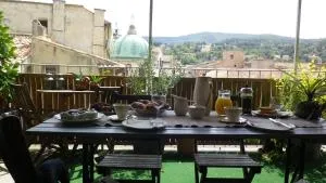 L'Auberge Espagnole - Bed & Breakfast - Apt