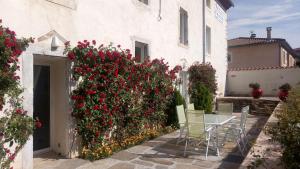 B&B / Chambres d'hotes Chambre d'hote Le Clos d'Audio a Riols : photos des chambres