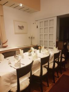 Hotel Restaurant Knechtstedener Hof Dormagen Germany J2ski