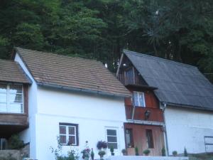 Apartm&aacute;n IL-LA Vend&eacute;gh&aacute;z Magyarhertelend Maďarsko