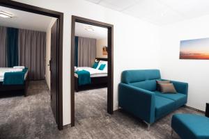 Two-Bedroom Suite room in Hotel Crystal