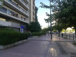 Comfortable & Convenient Living in Athens