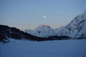 Hotel Ristorante Lagrev - Sils Baselgia