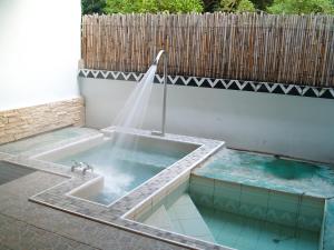 Dainty Spa Hotel