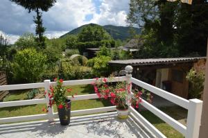 Maisons de vacances Gite Les Glycines 68230 TURCKHEIM : photos des chambres